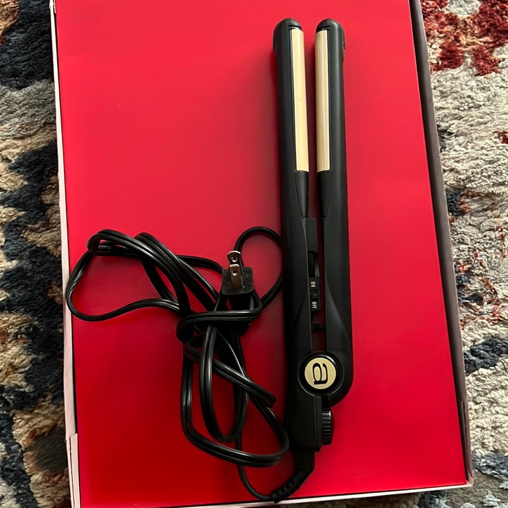 COPY - Straightener!